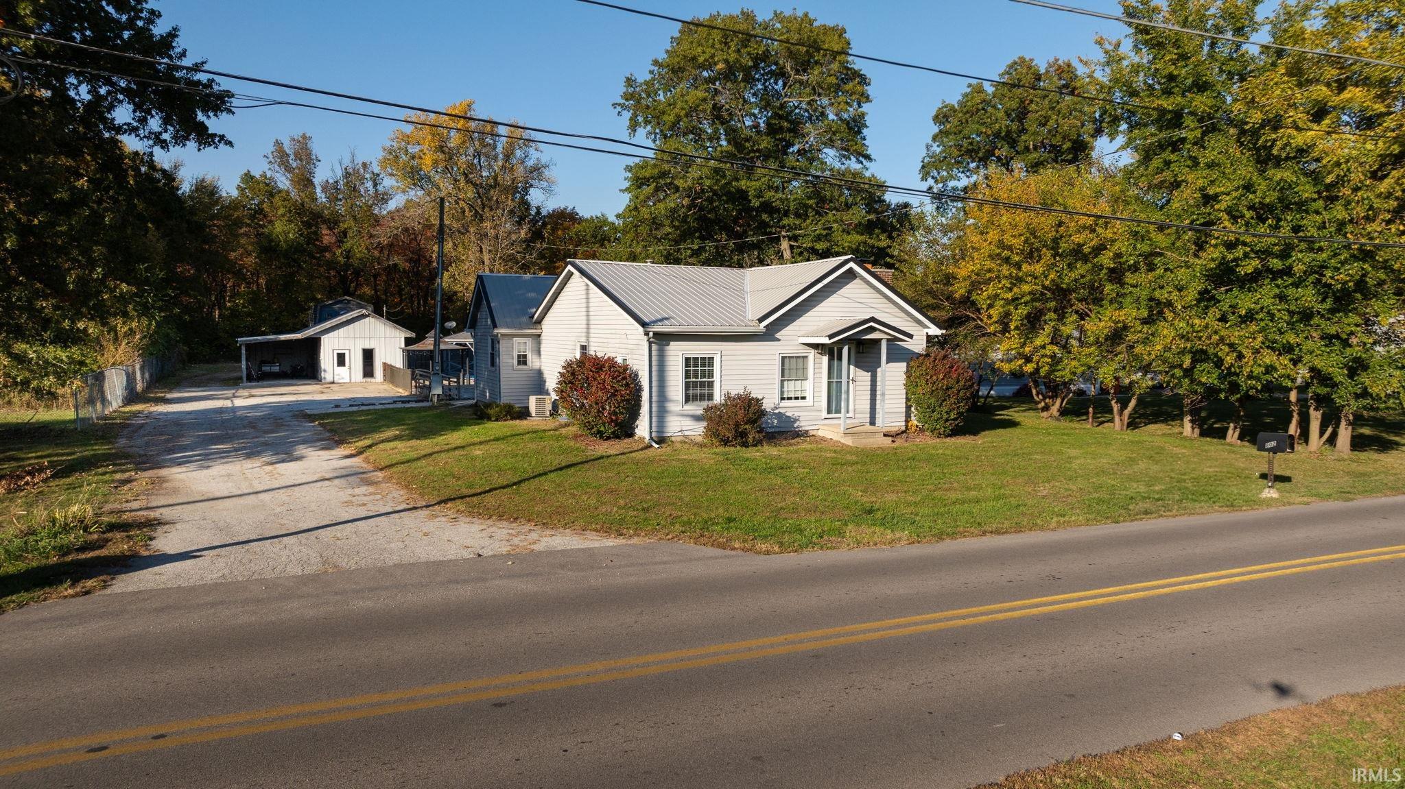 802 W Hanawalt Street Property Photo 1