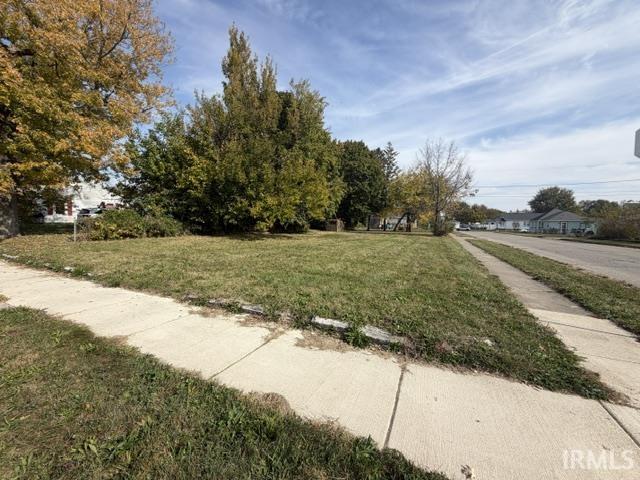 1200 N Bell Street Property Photo 1
