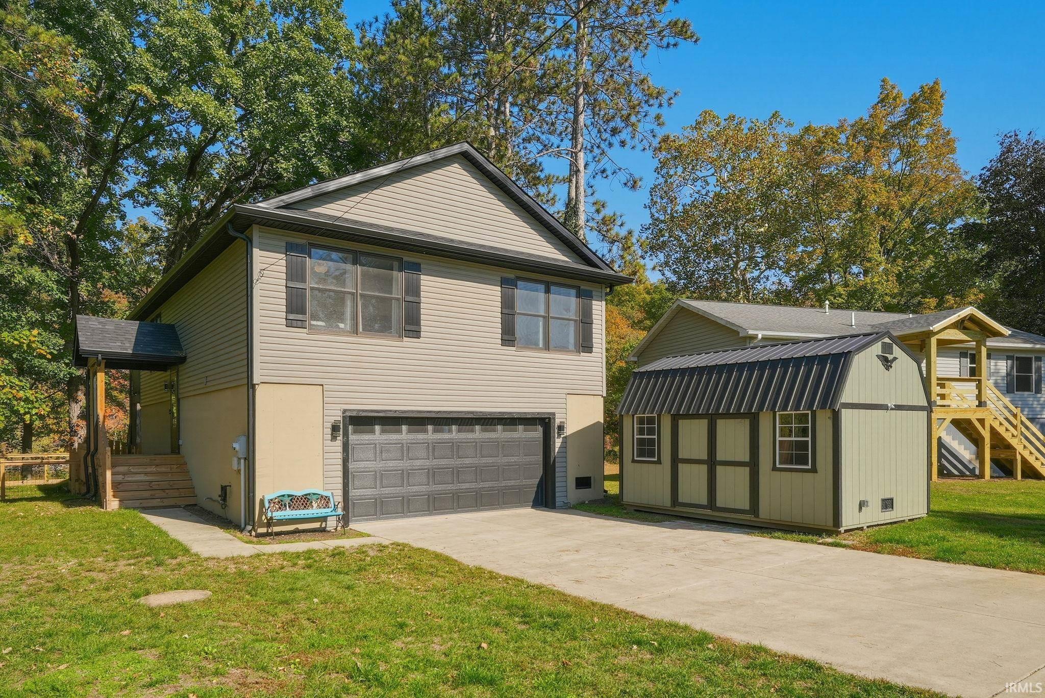 11244 W Horseshoe Bend Road Property Photo 1