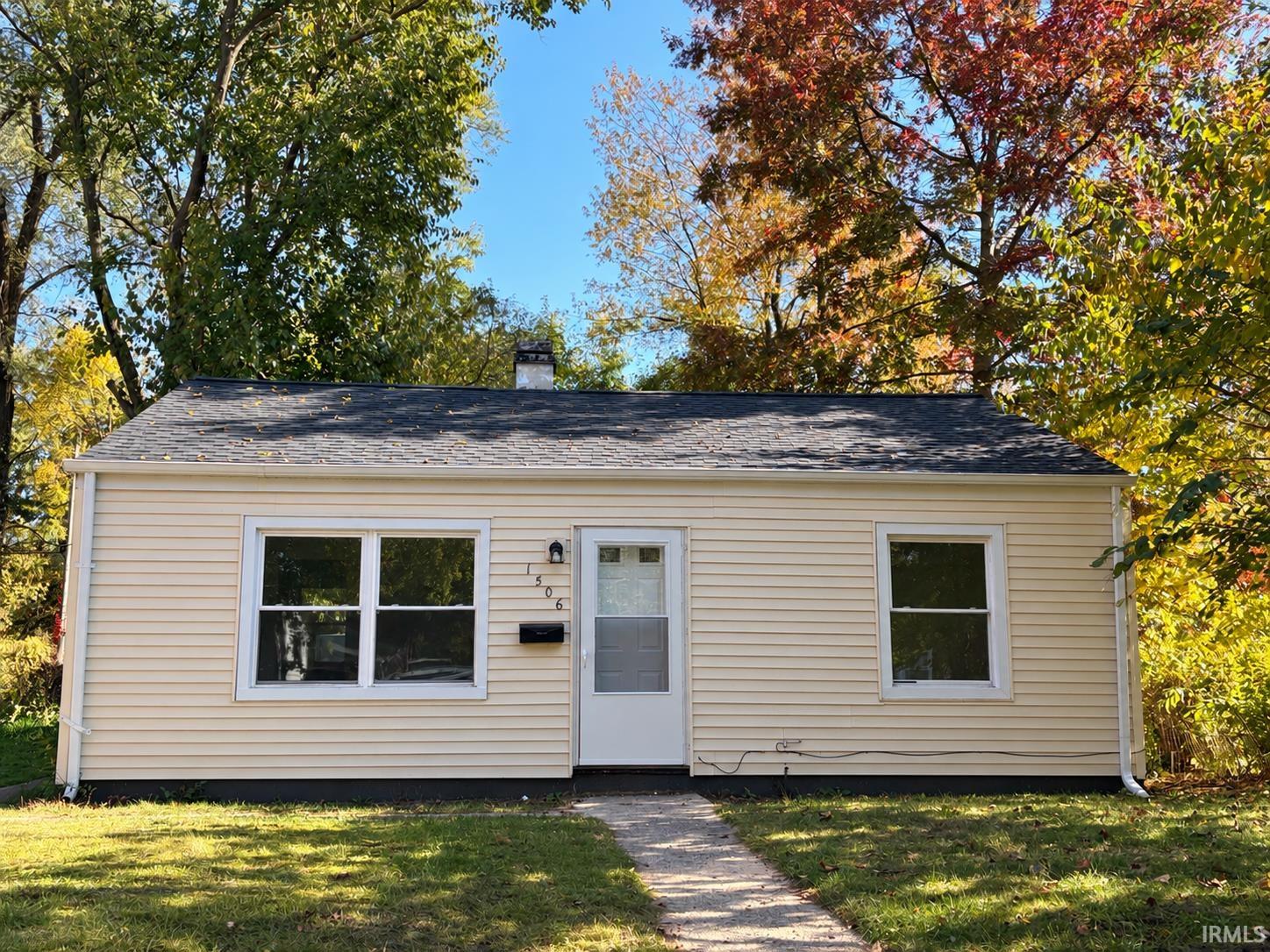 1506 N Olive Street Property Photo 1