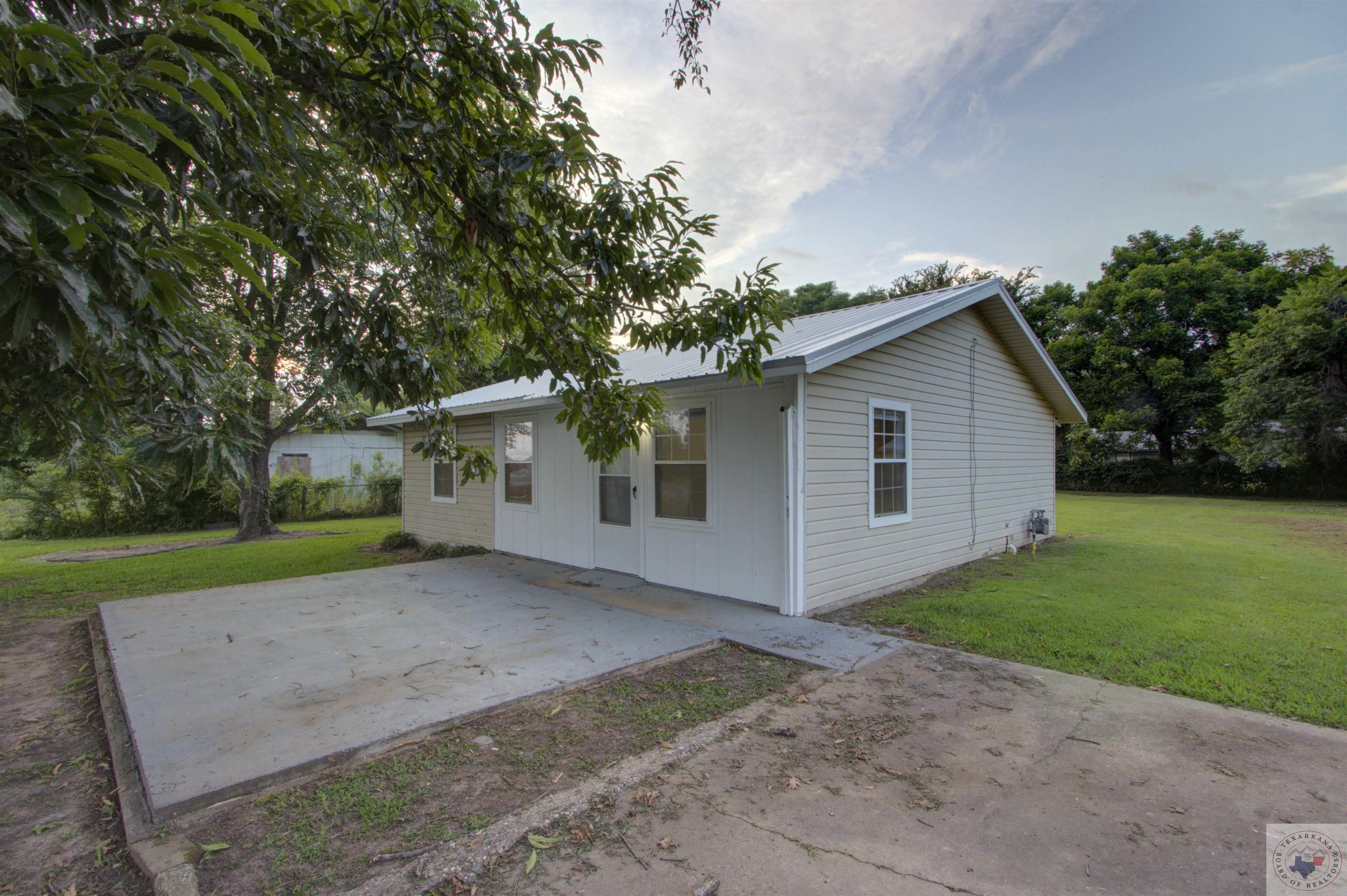 109 Wall St Property Photo 3