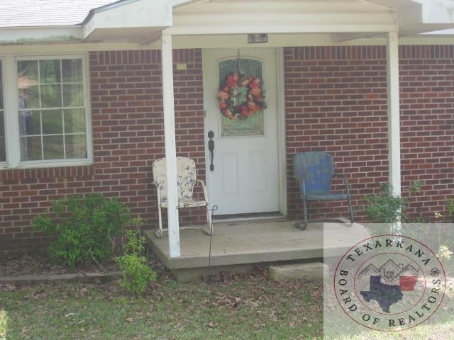 6714 Hempstead 3 Property Photo 3