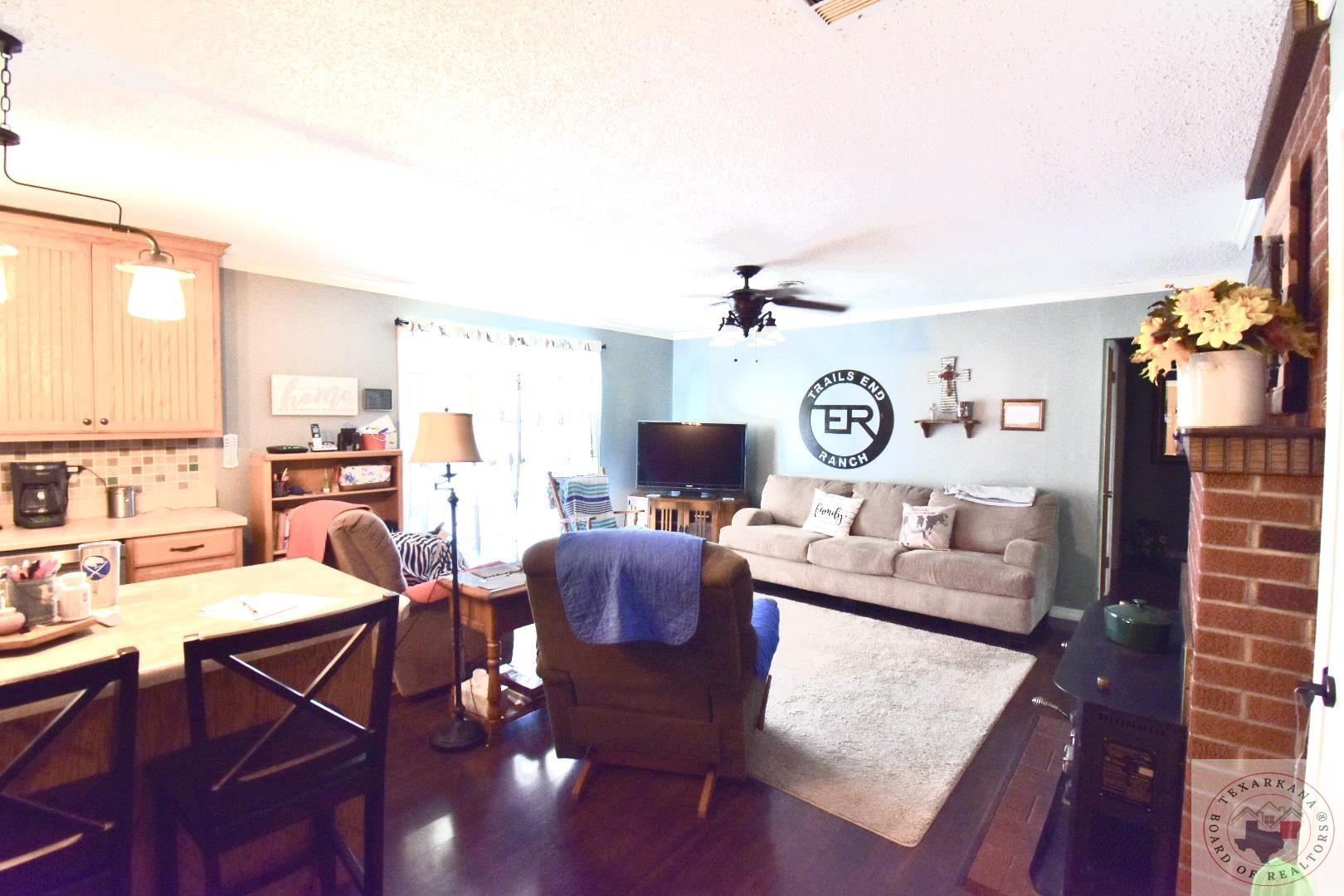 6714 Hempstead 3 Property Photo 4