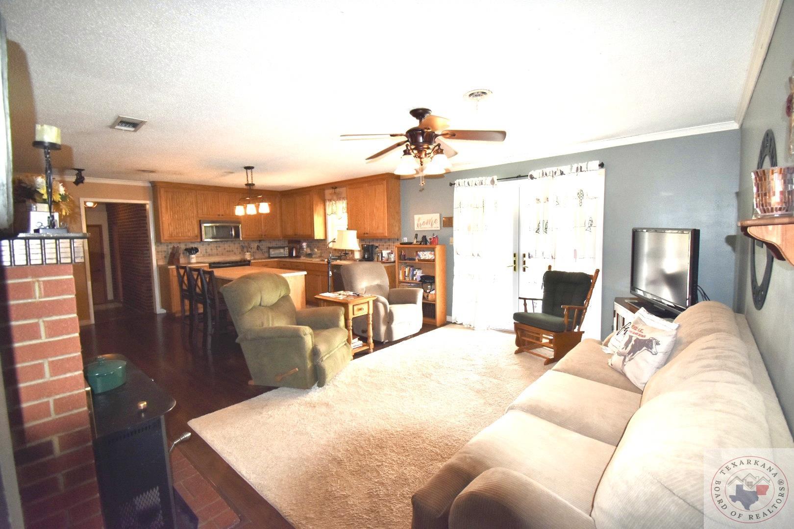 6714 Hempstead 3 Property Photo 5