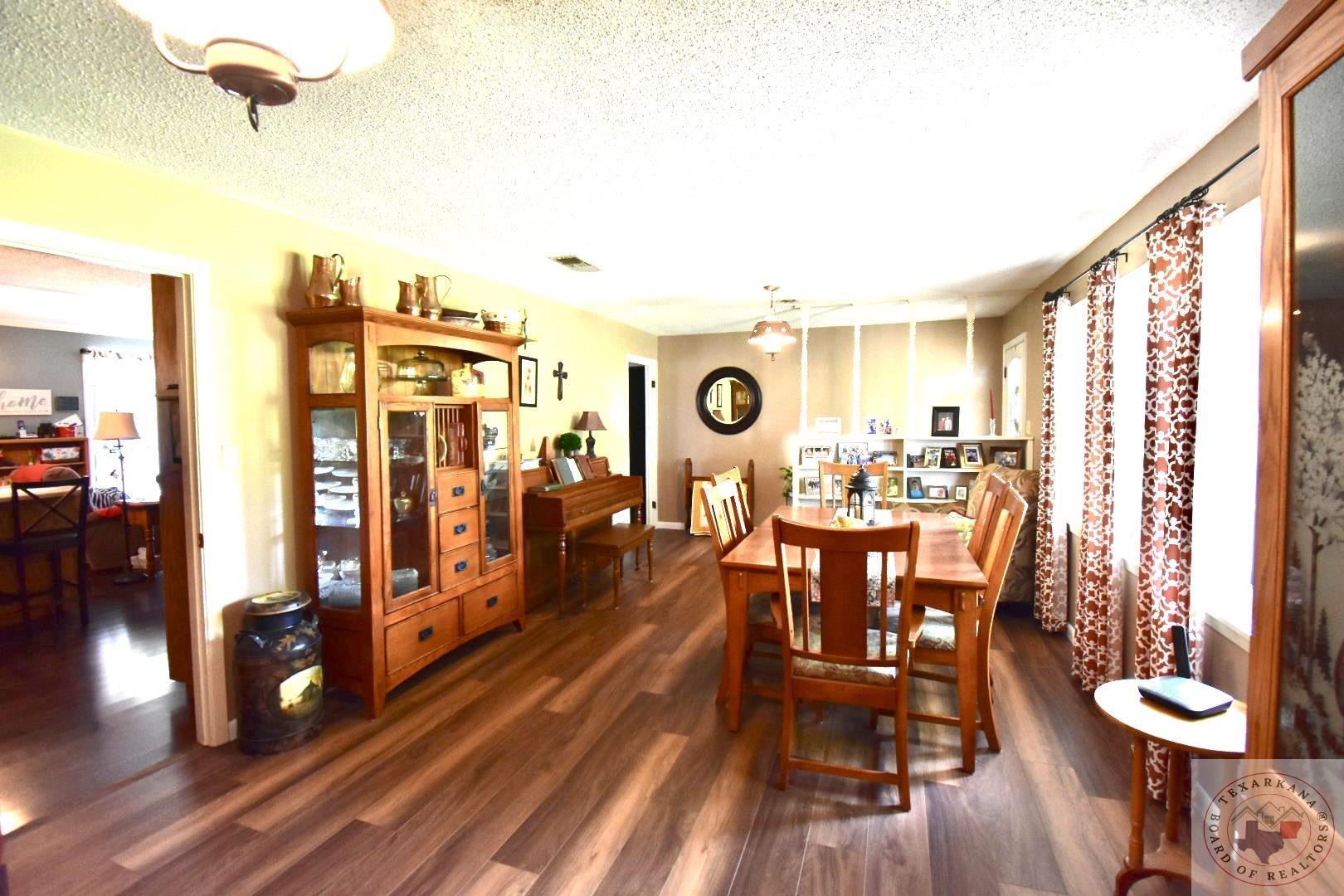 6714 Hempstead 3 Property Photo 10