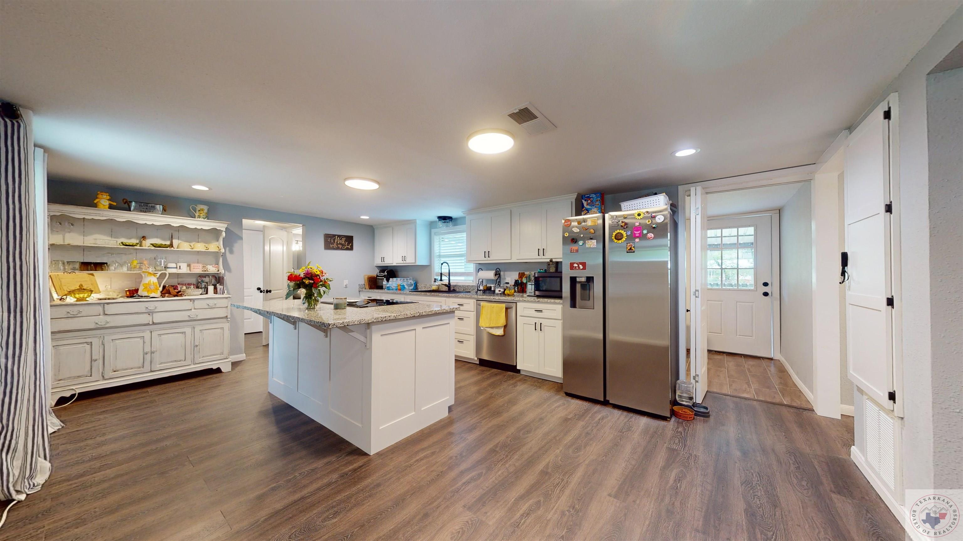 412 Doris St Property Photo 15