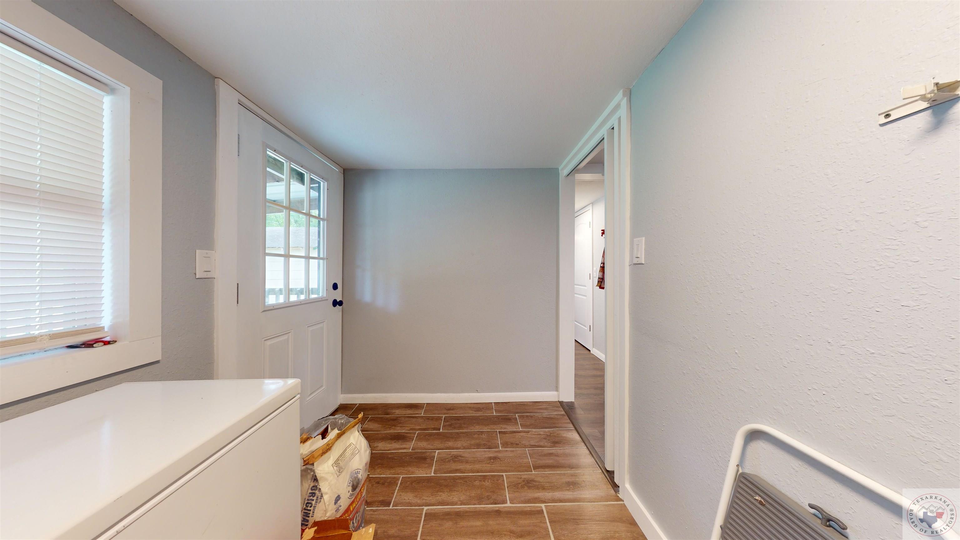 412 Doris St Property Photo 17