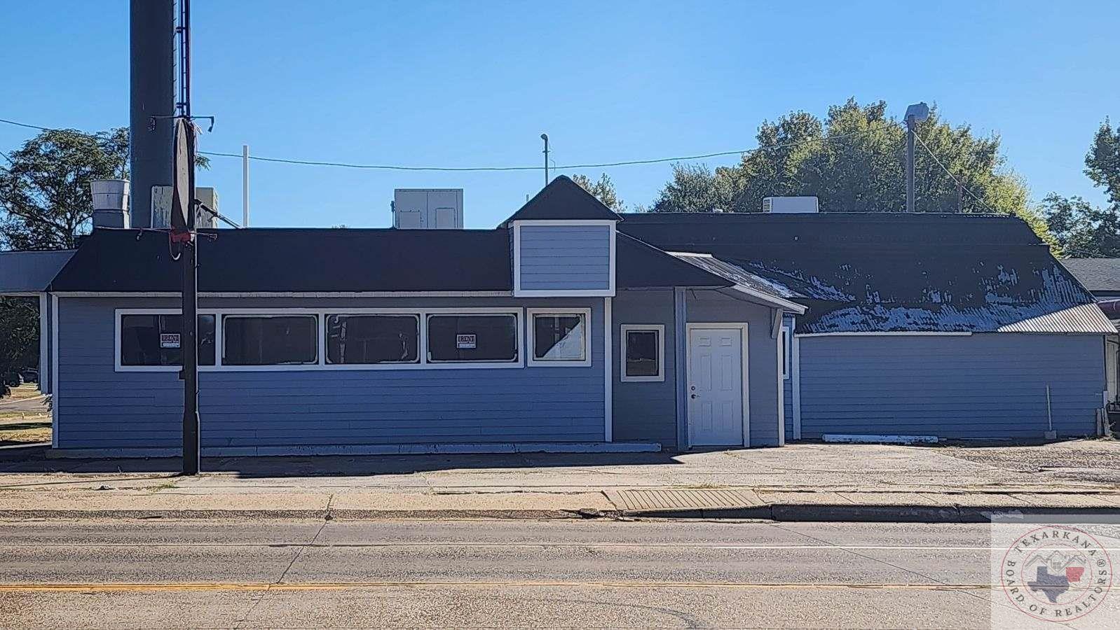 3624 N State Line Ave Property Photo 1