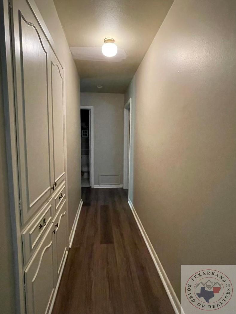 1701 Linden A & B Property Photo 18