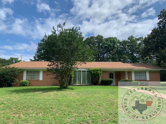 1 Lambeth Cr. Property Photo 1