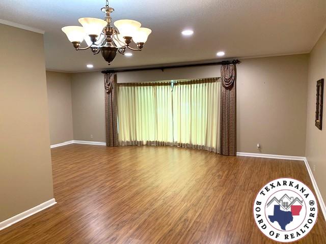 1 Lambeth Cr. Property Photo 3