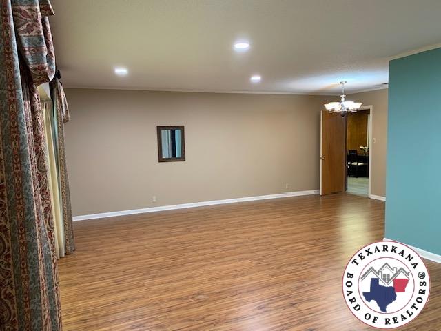 1 Lambeth Cr. Property Photo 5