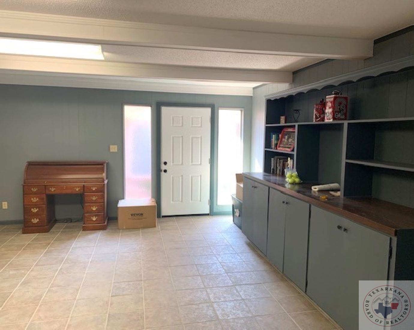 1 Lambeth Cr. Property Photo 20