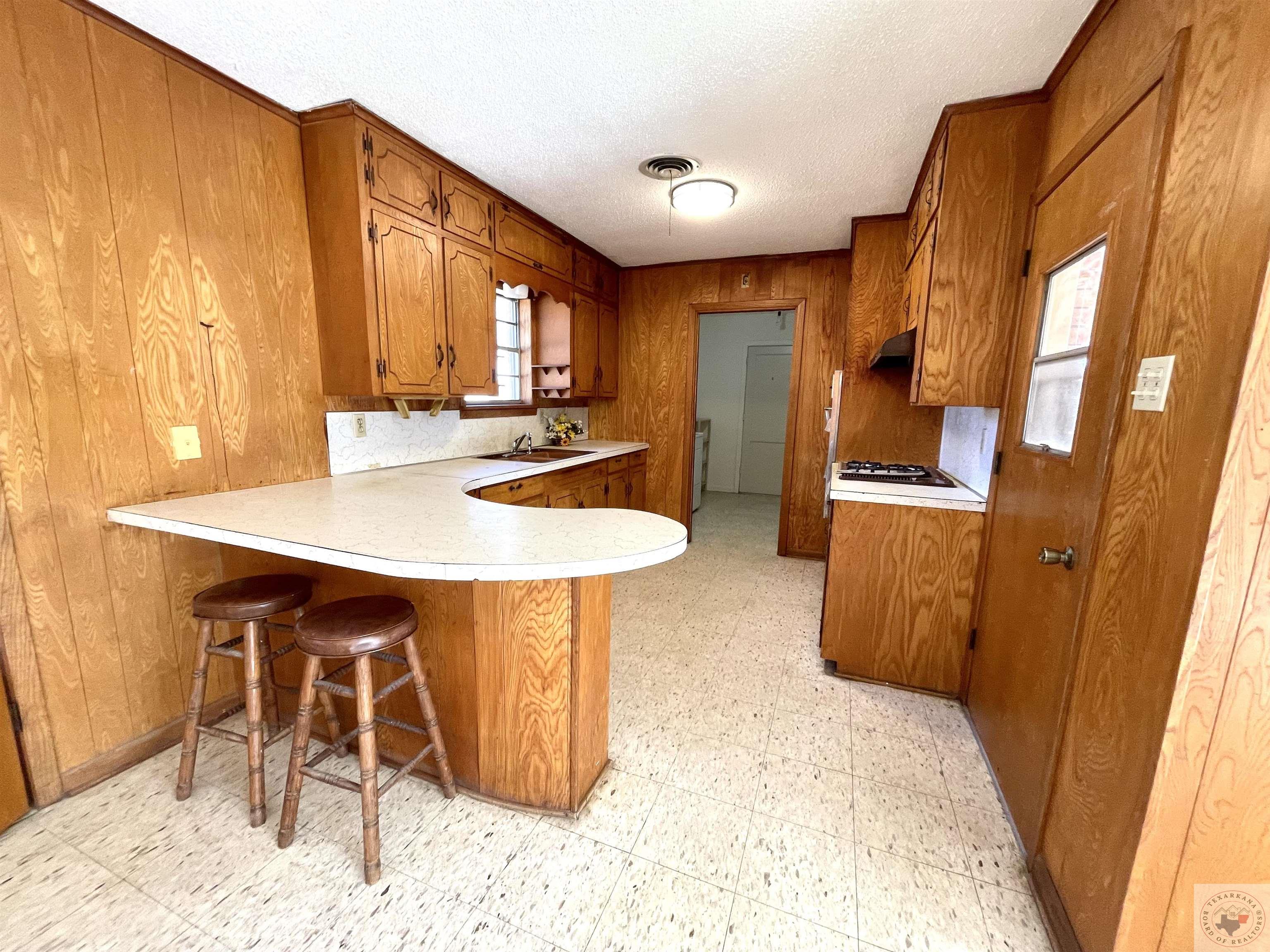 129 Pine St. Property Photo 10