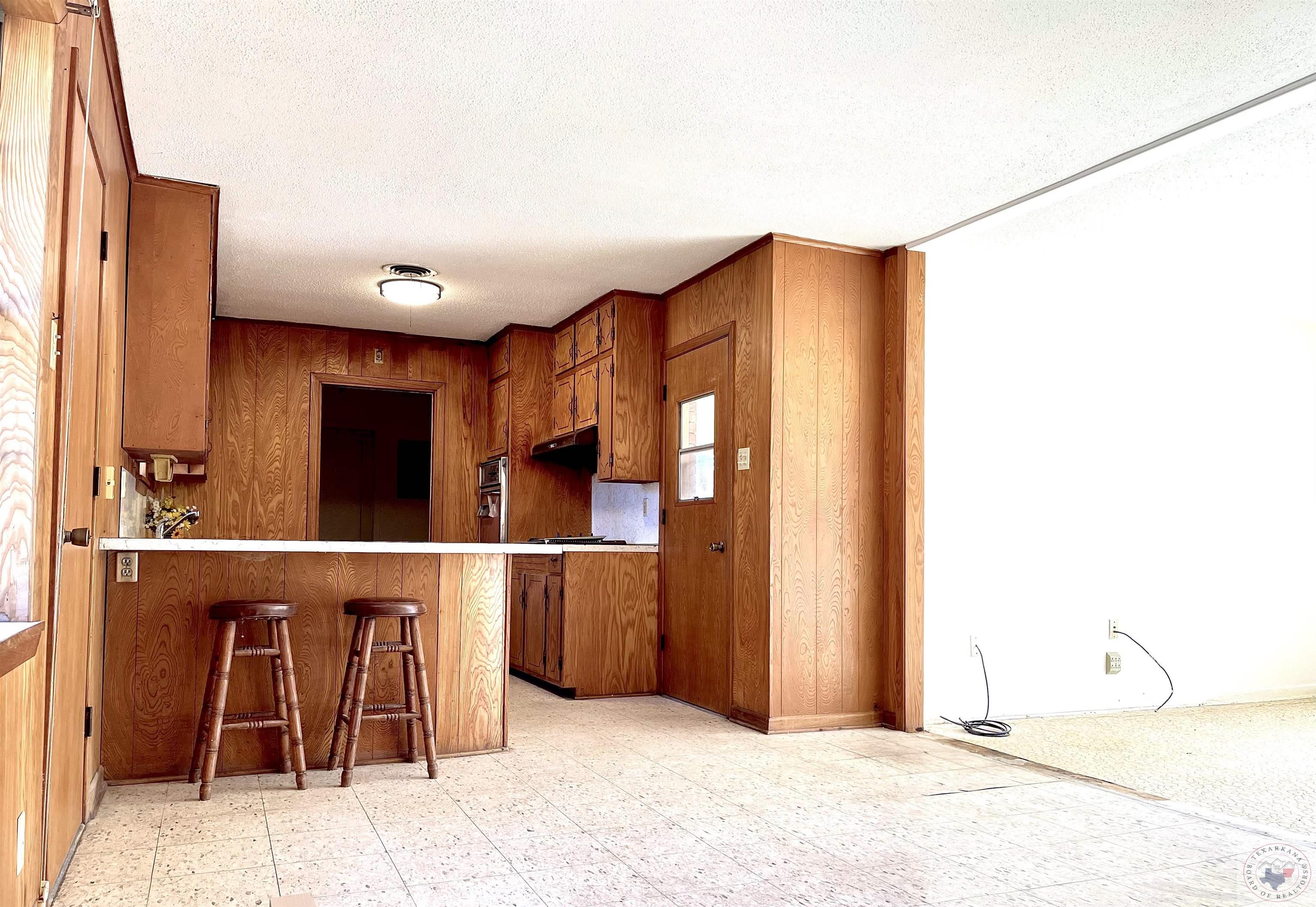 129 Pine St. Property Photo 12