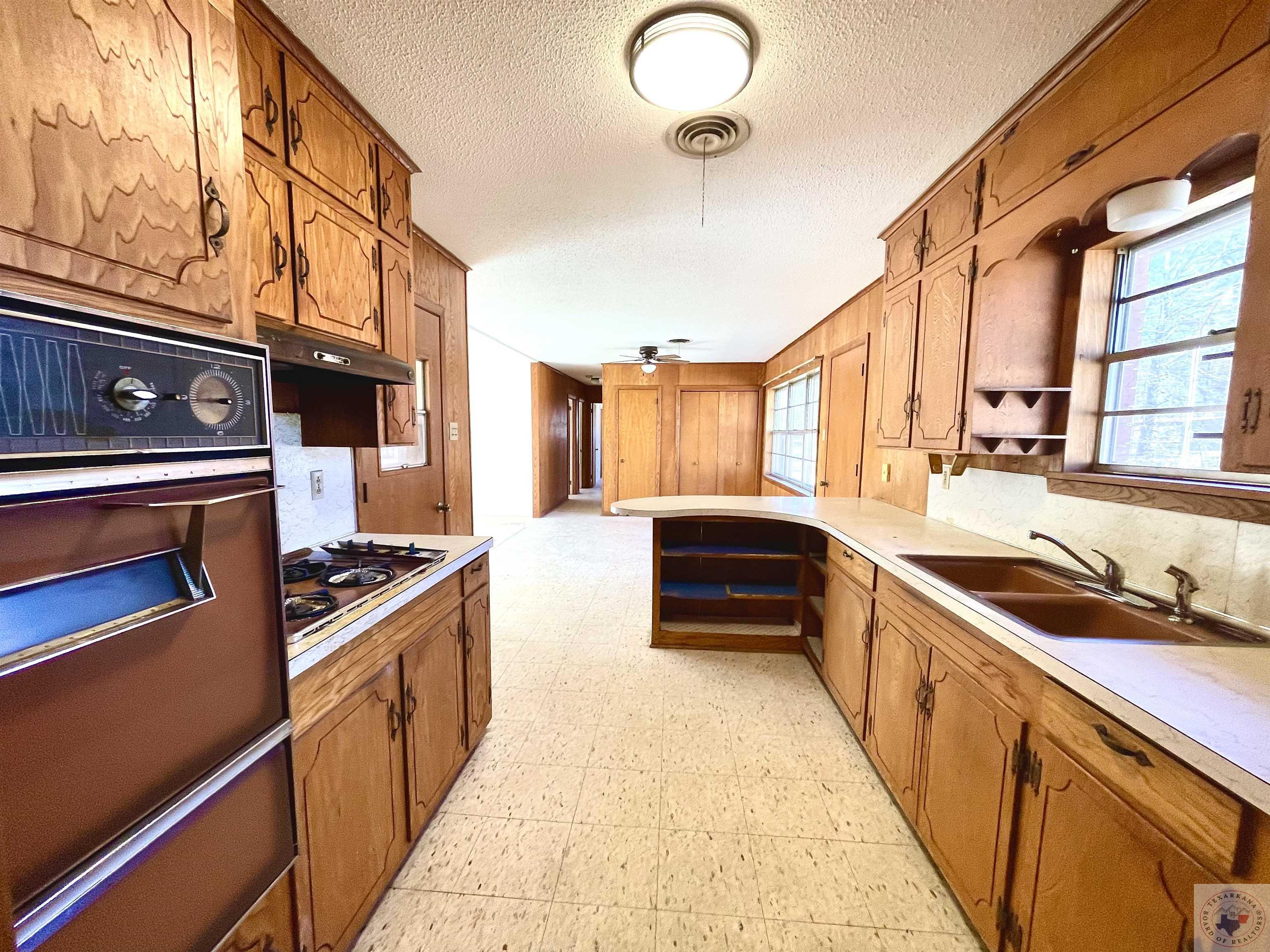 129 Pine St. Property Photo 13