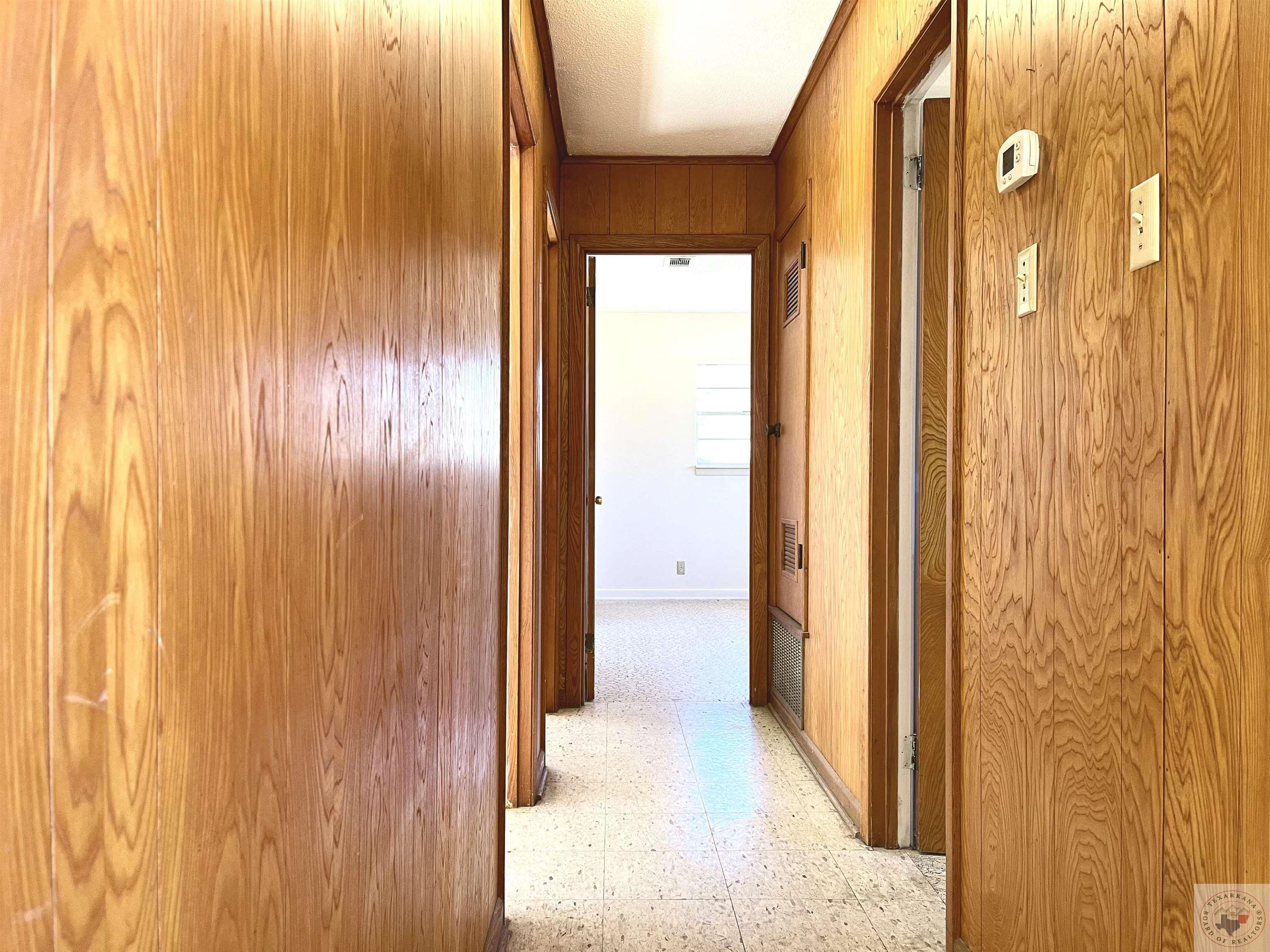 129 Pine St. Property Photo 15