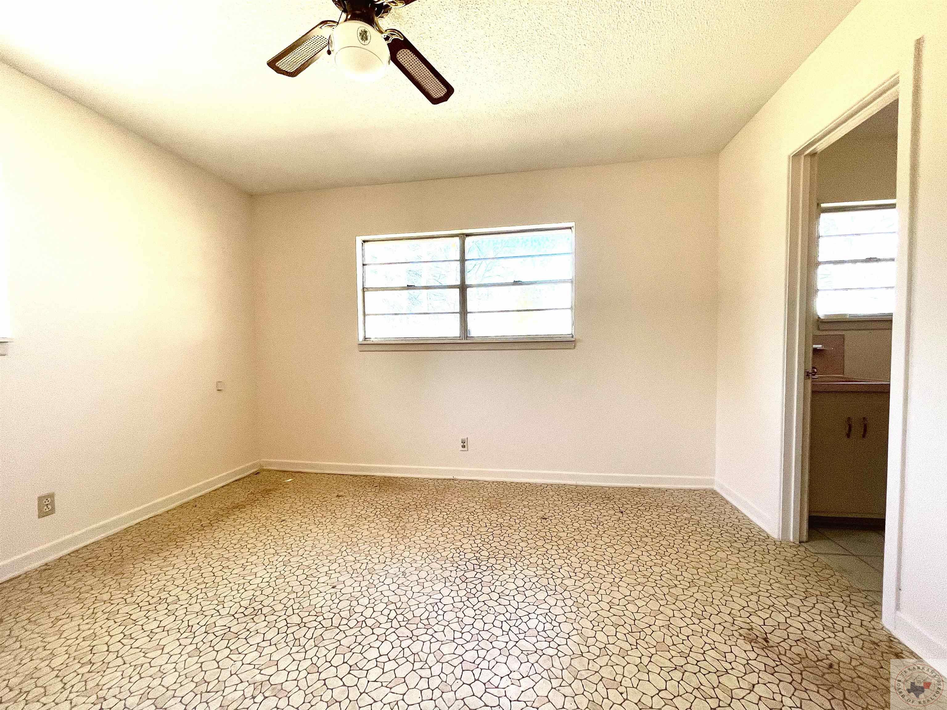 129 Pine St. Property Photo 19