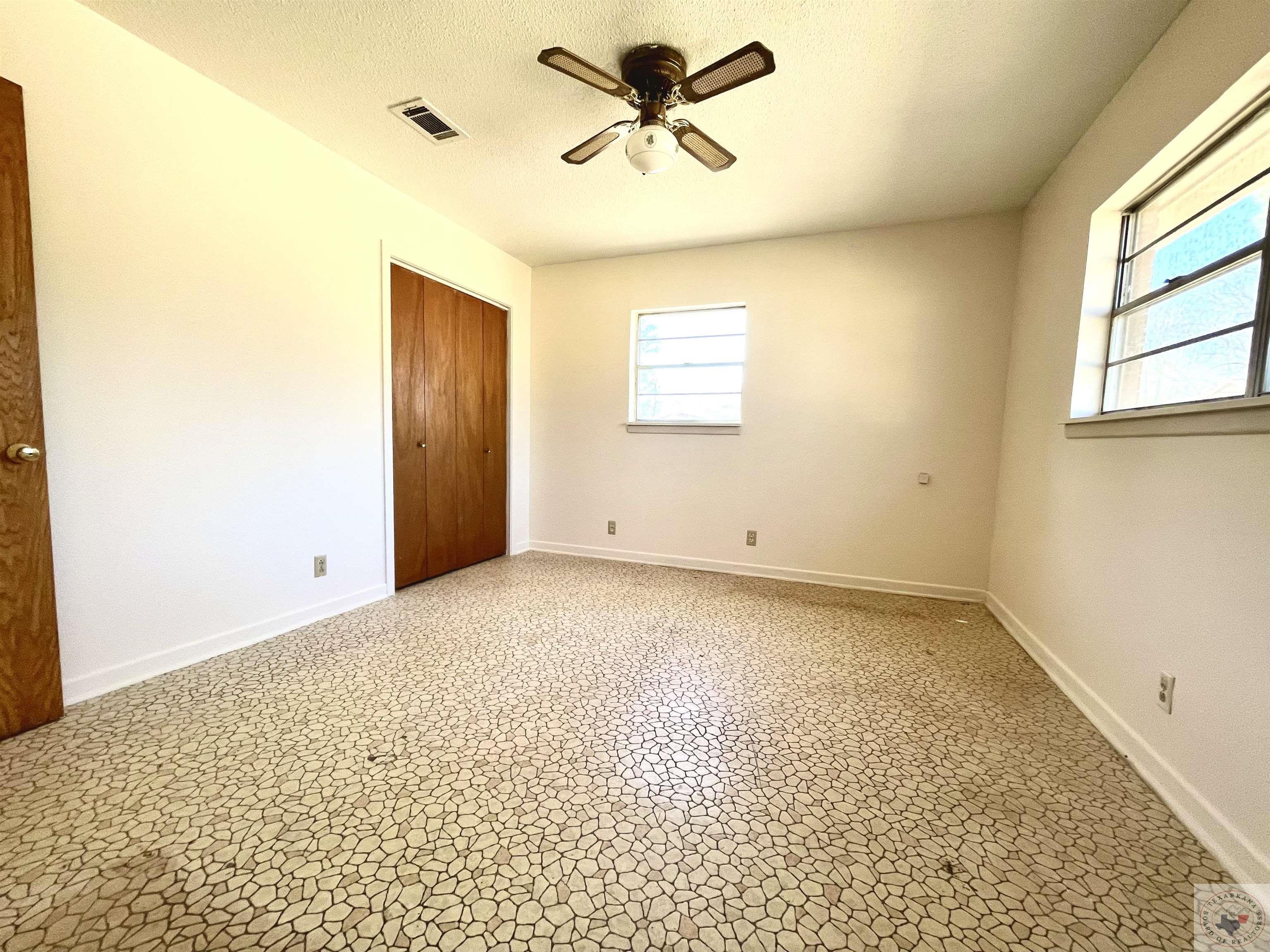 129 Pine St. Property Photo 20