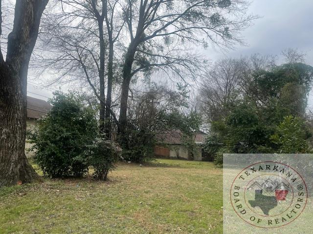 915 Pecan St. Property Photo 2