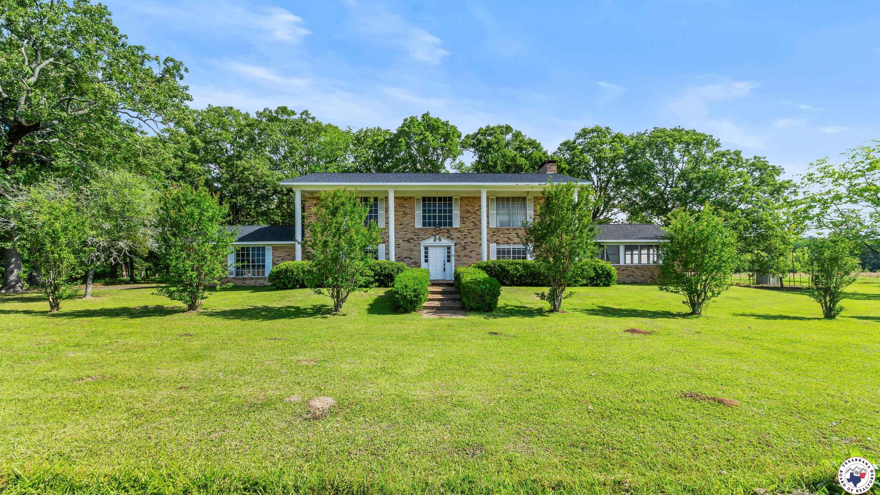 6128 Farm Road 1840 Property Photo 1