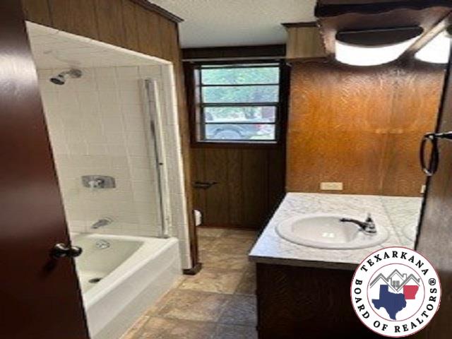 441 Johnson St. Property Photo 6