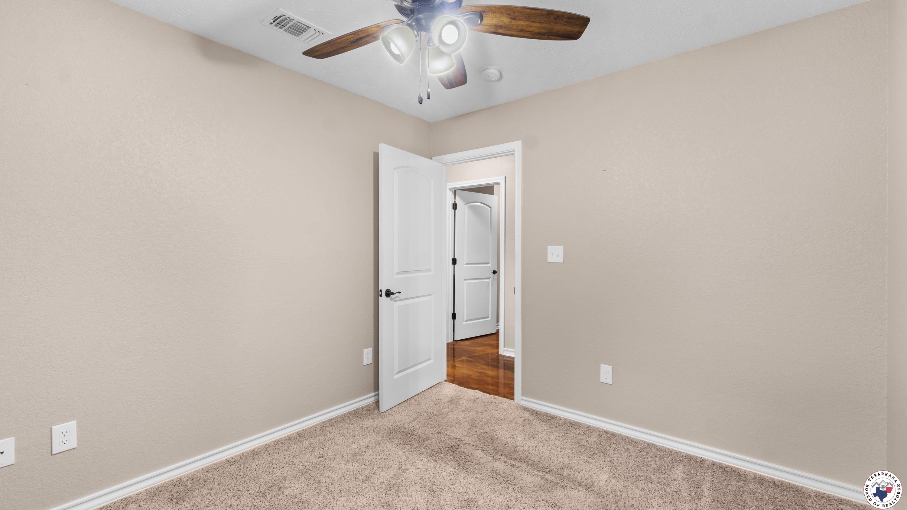5105 Remington St Property Photo 17