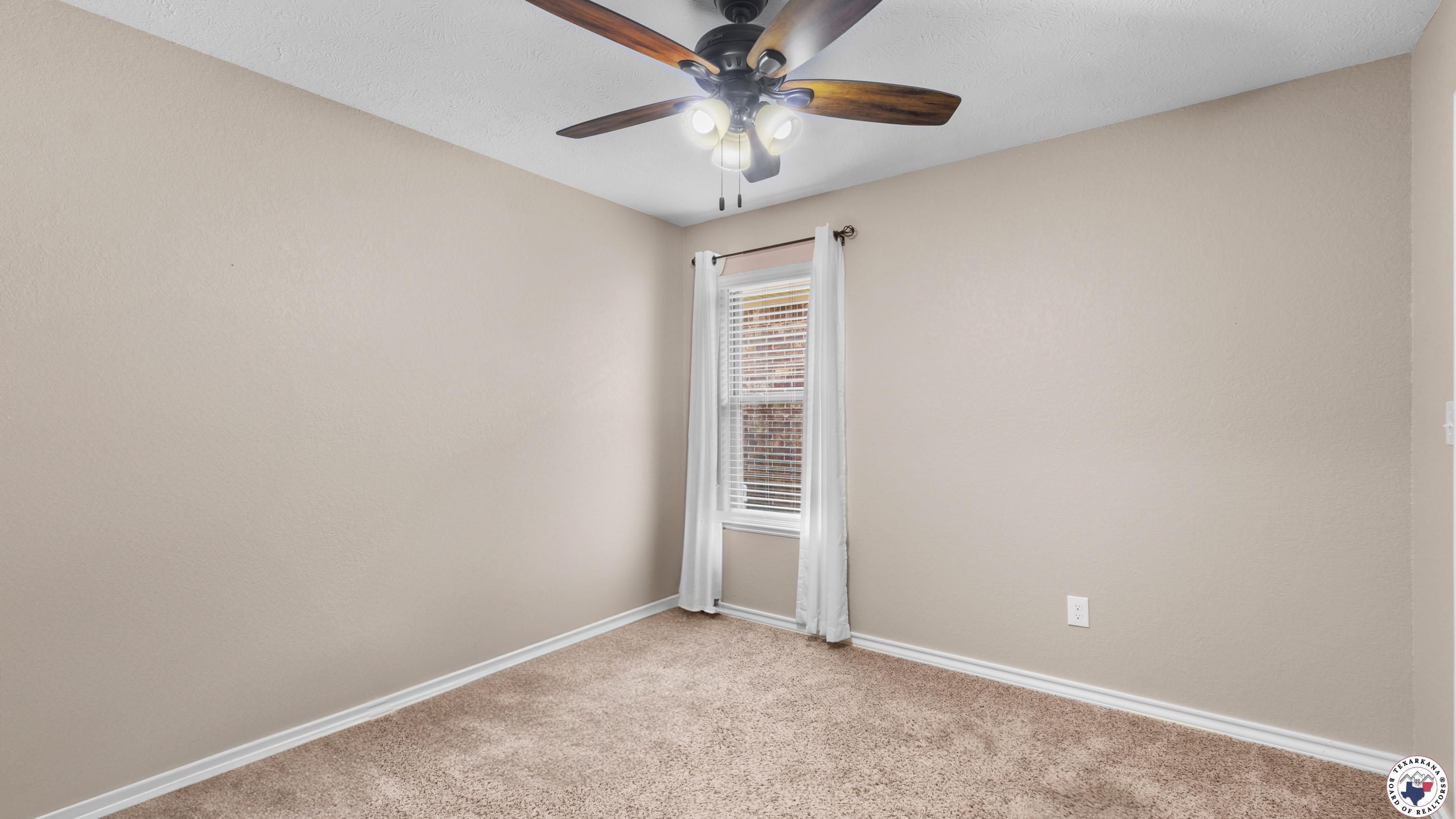 5105 Remington St Property Photo 18