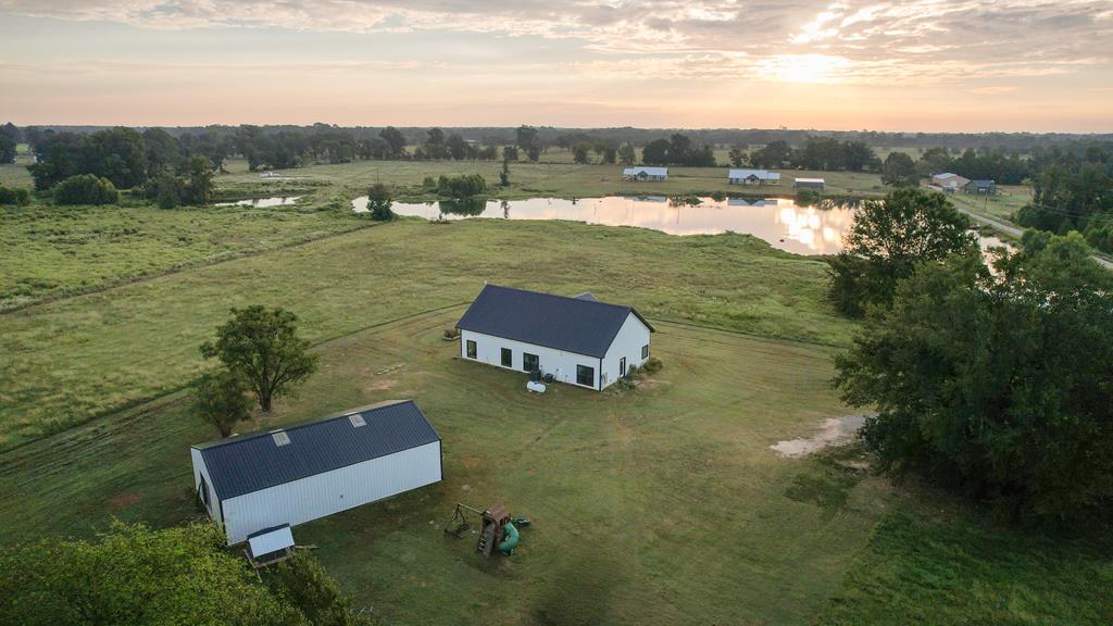 387 County Road 3104