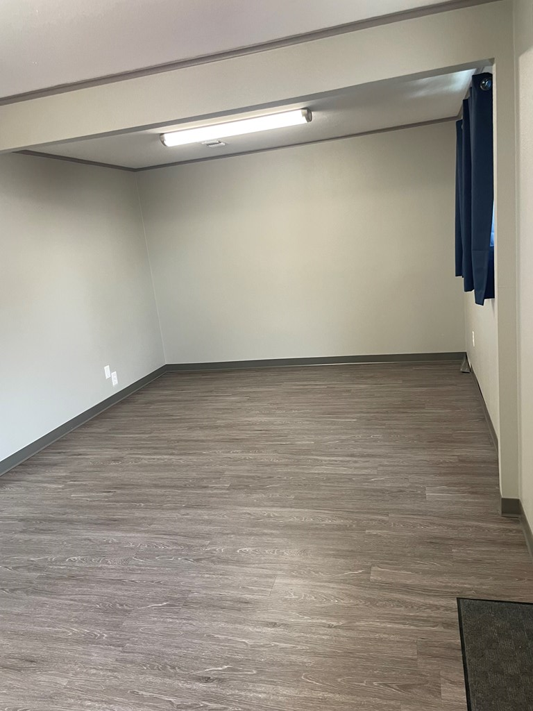 702 Property Photo 2