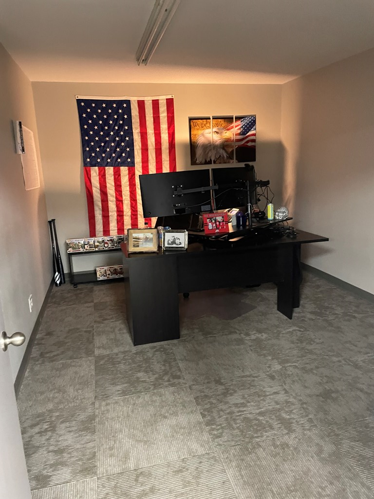 702 Property Photo 8