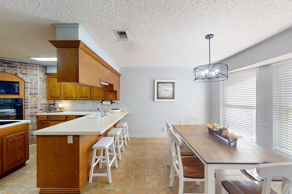 6408 Prestige Lane Property Photo 9