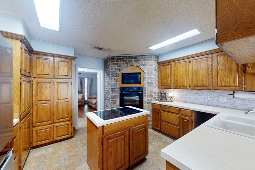 6408 Prestige Lane Property Photo 10