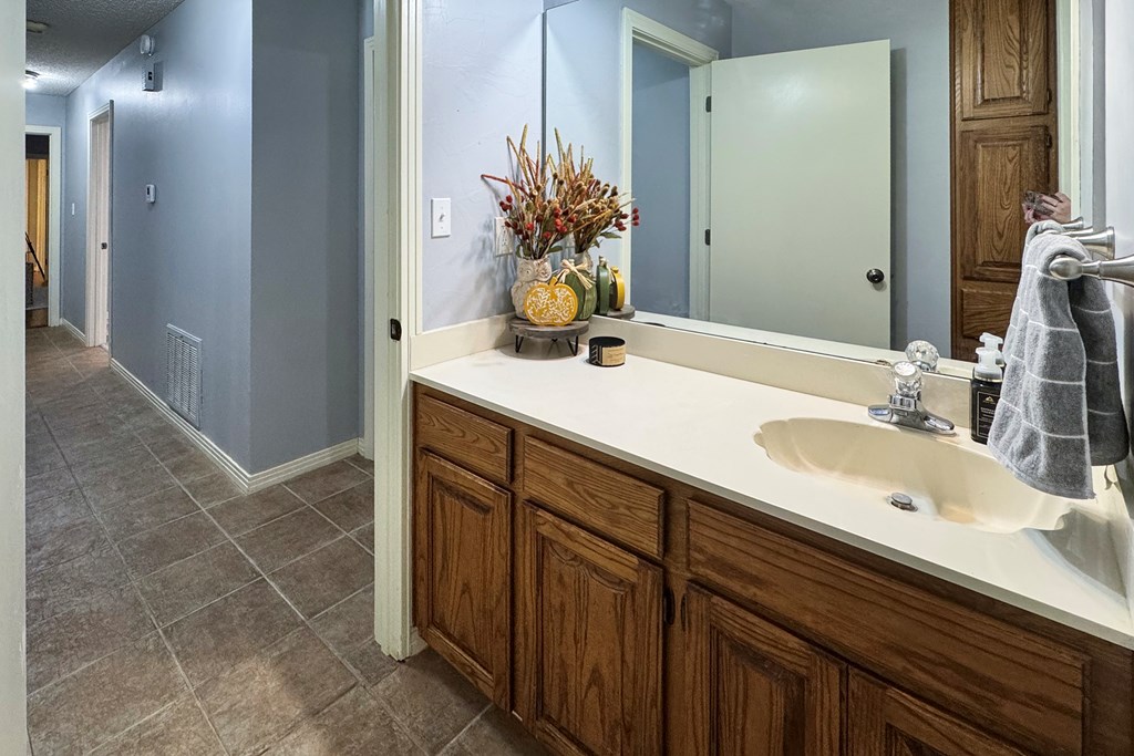 6408 Prestige Lane Property Photo 16