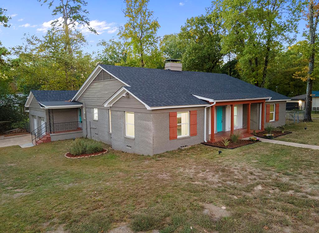 3301 Wood St Property Photo 7