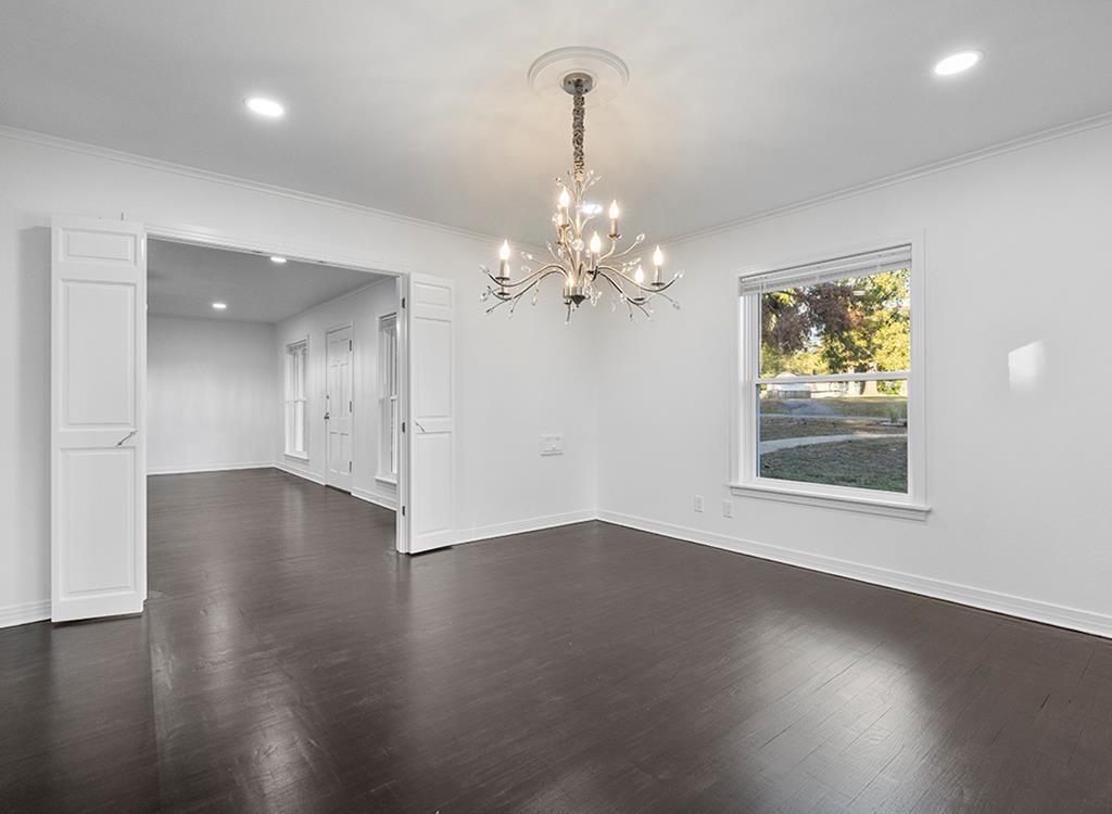 3301 Wood St Property Photo 13