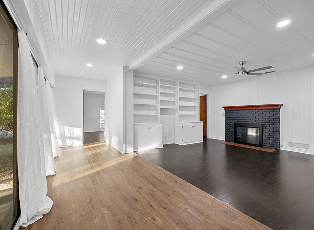 3301 Wood St Property Photo 24