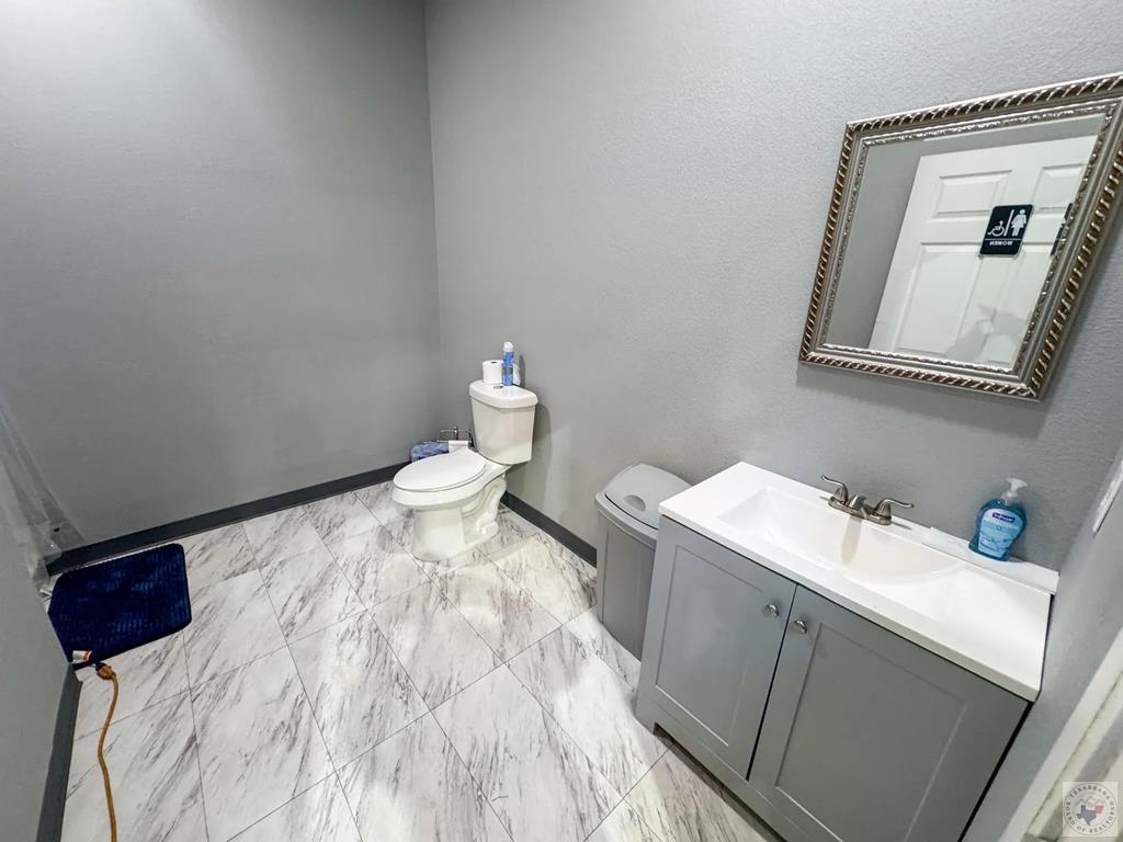 1013 E New Boston Rd Property Photo 17