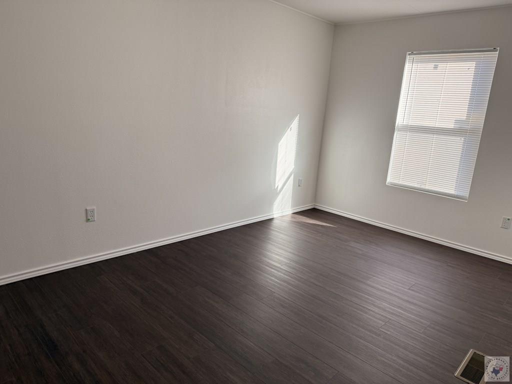 2121 Buchanan Rd Property Photo 11