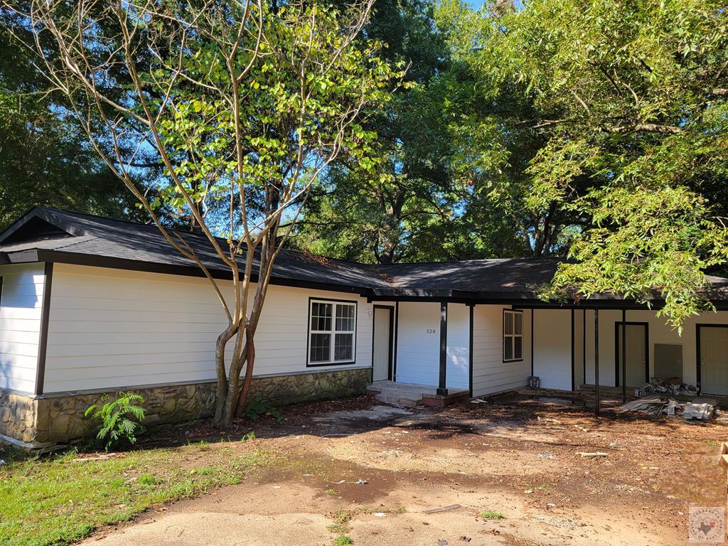 528 Piermont Property Photo 2
