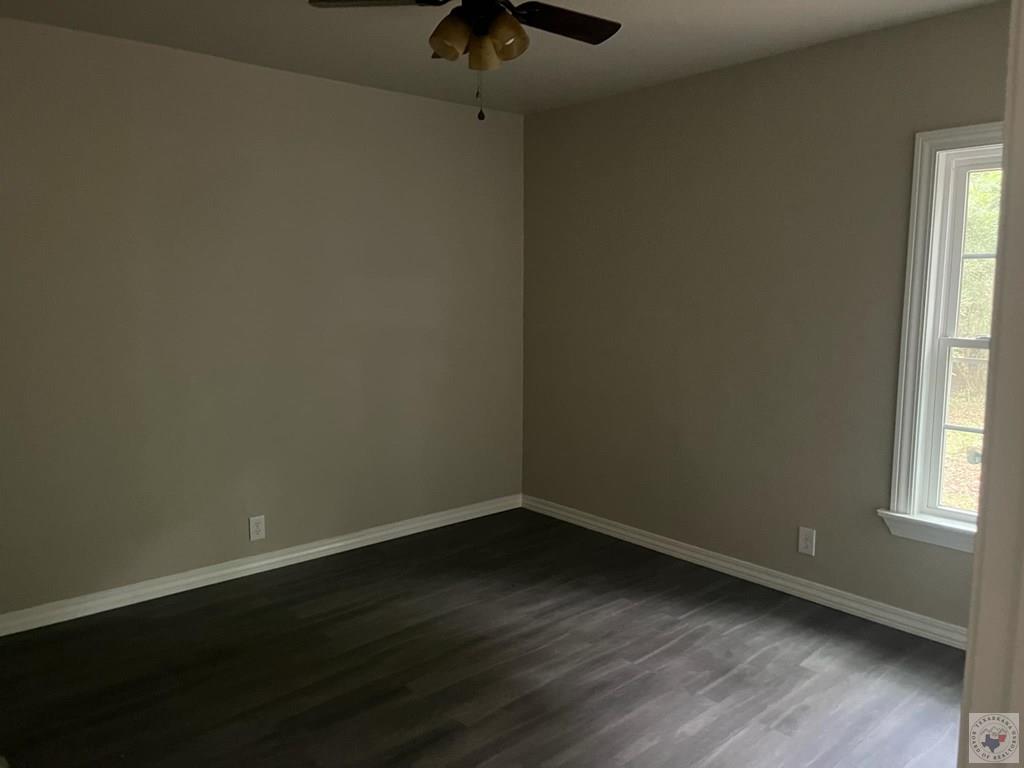 528 Piermont Property Photo 9