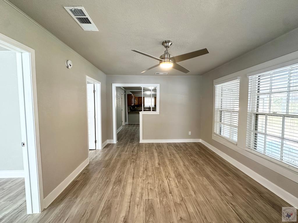 500 Blaylock Property Photo 4