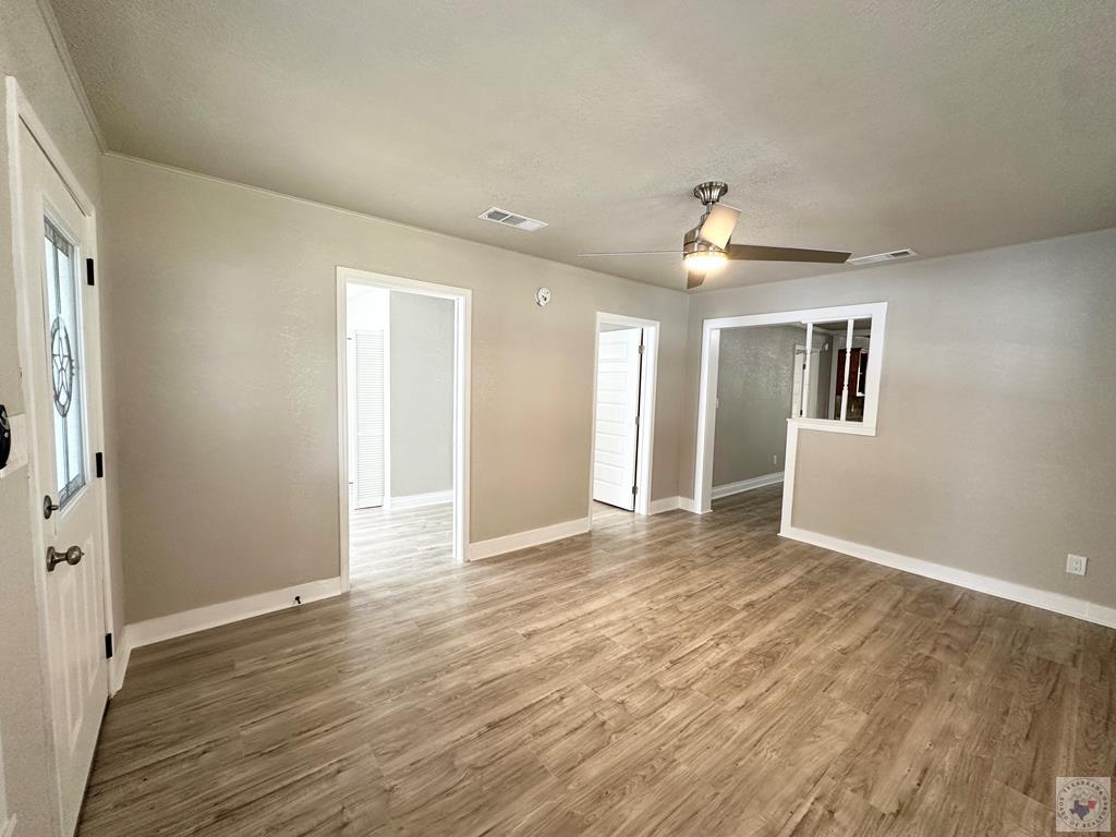 500 Blaylock Property Photo 6