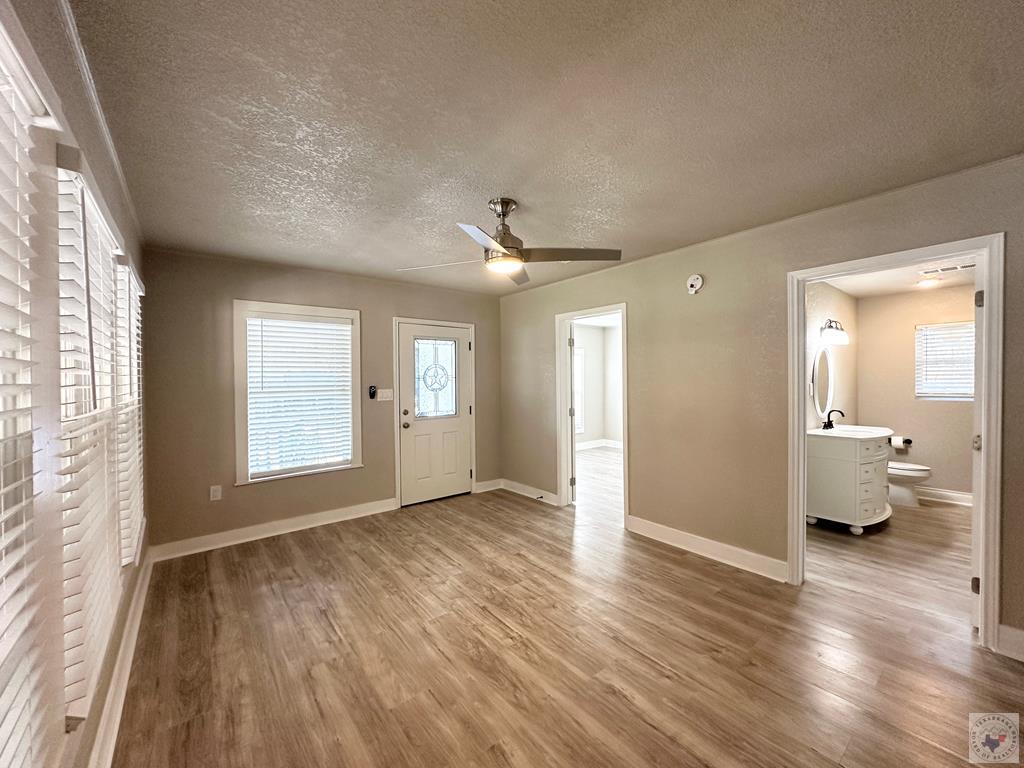 500 Blaylock Property Photo 7