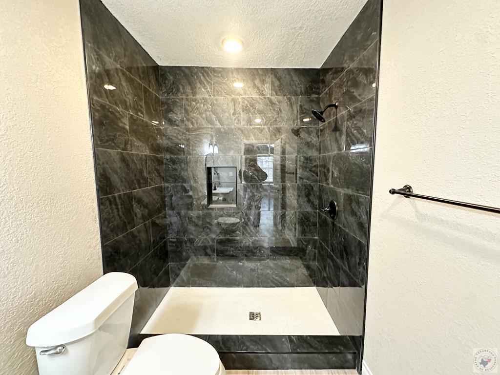 500 Blaylock Property Photo 29