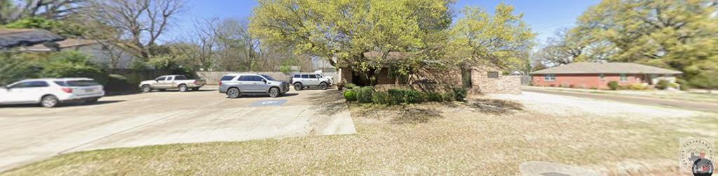 2601 County Ave.
