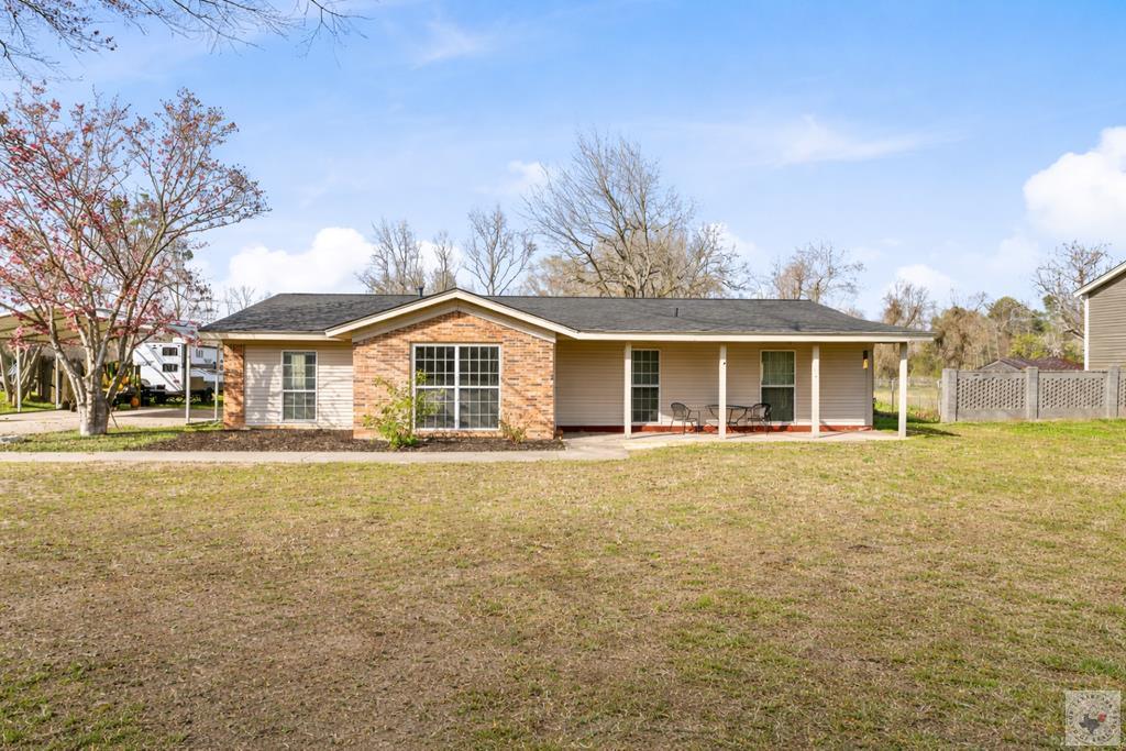 1301 E Avenue A Property Photo 1