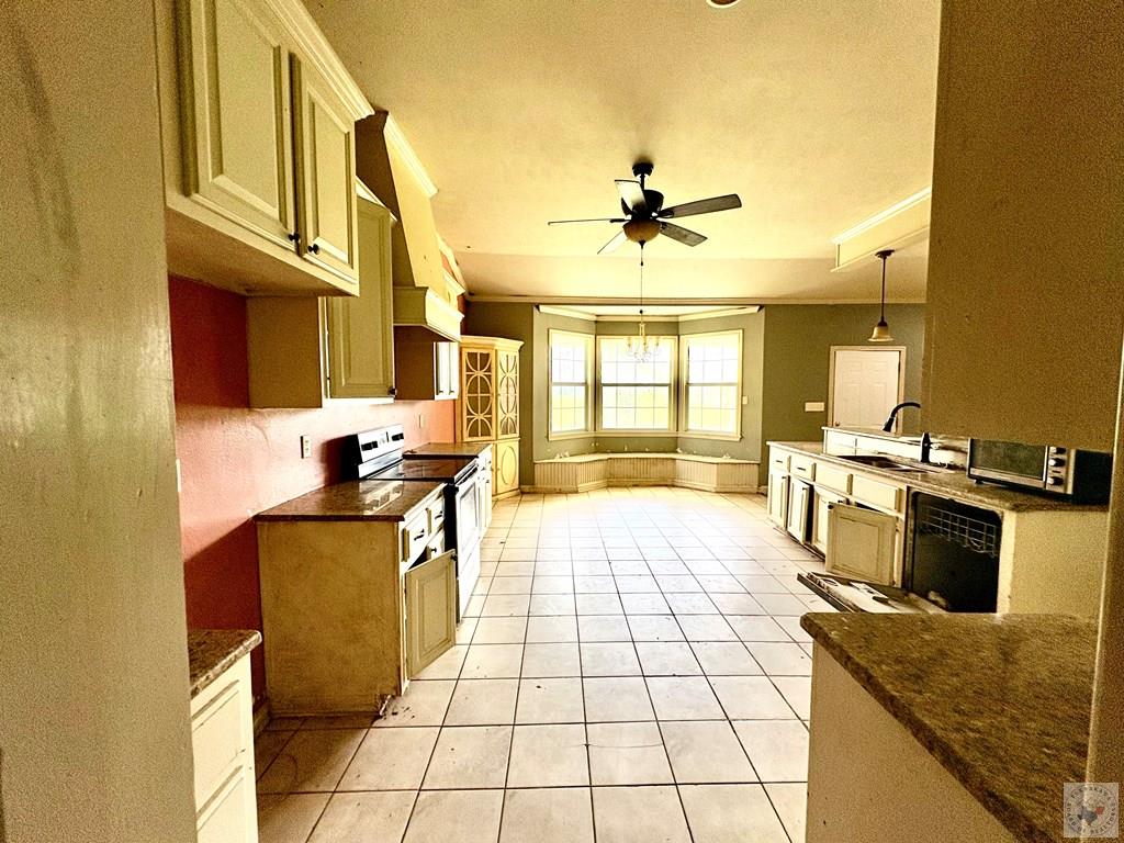 140 Wall St Property Photo 7
