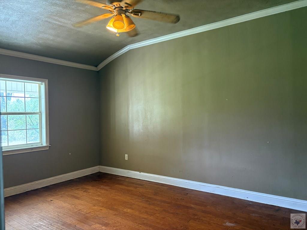 140 Wall St Property Photo 12