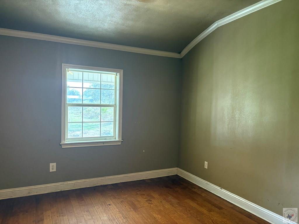 140 Wall St Property Photo 13